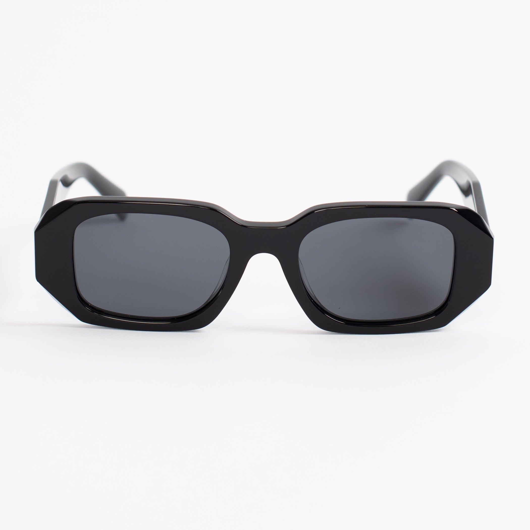 GEORGIE ~ BLACK
