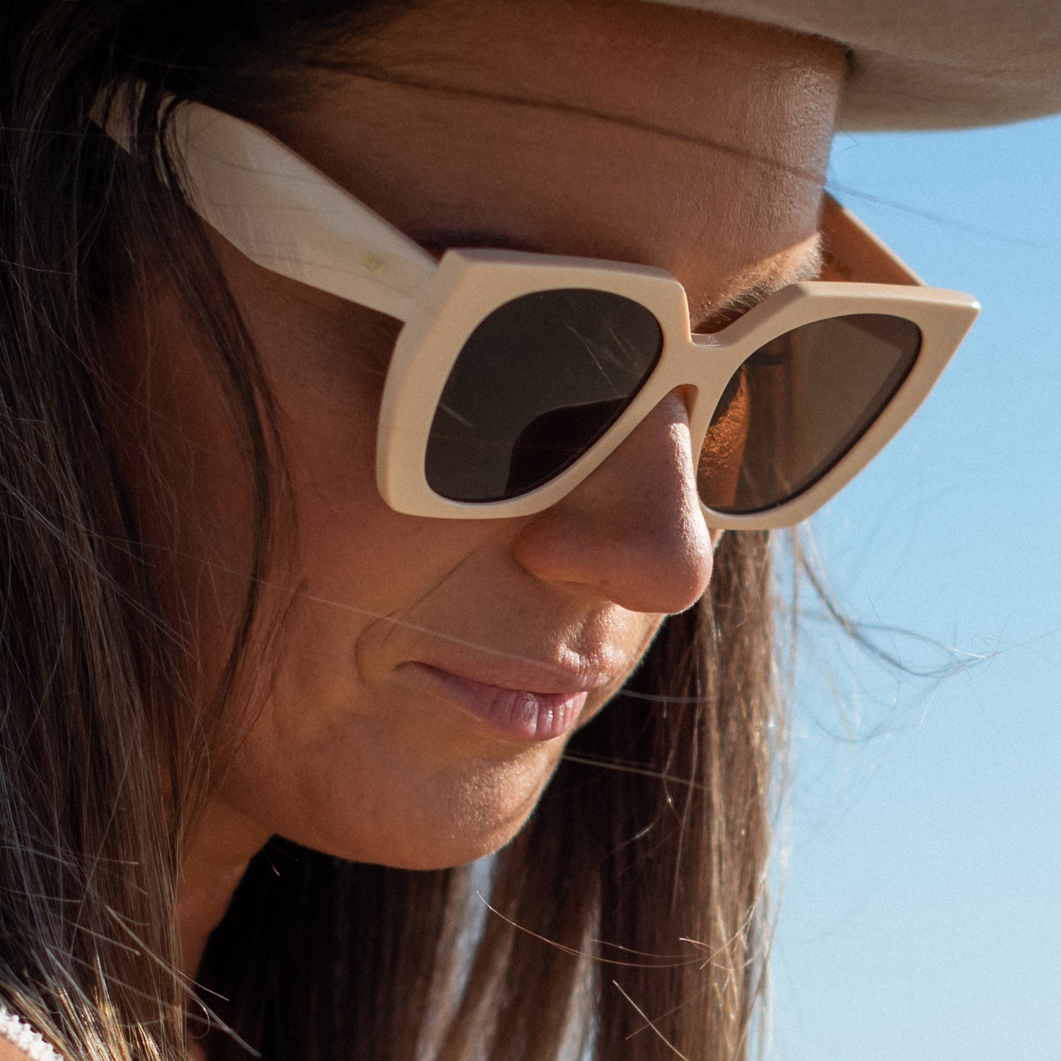 SADIE ~ LIGHT BROWN